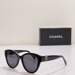 Chanel Sunglasses 2733